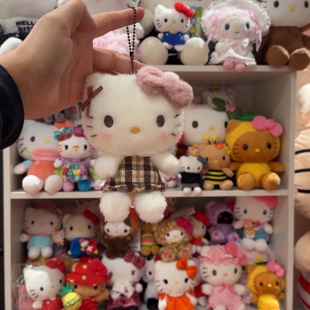 毛绒摩卡kt挂件lll