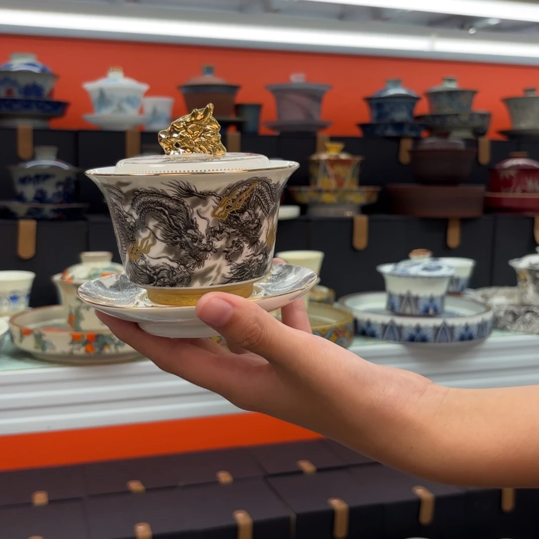 茶具是指由两件商品组合的