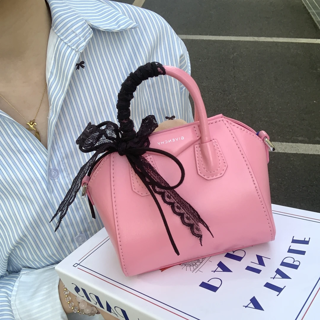 95新 Givenchy/纪梵希 樱花粉色mini小包有肩带