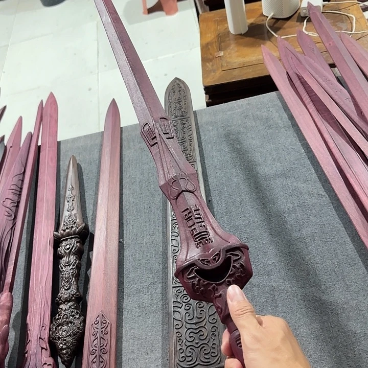 炎***孙紫心苏木（紫罗兰木）