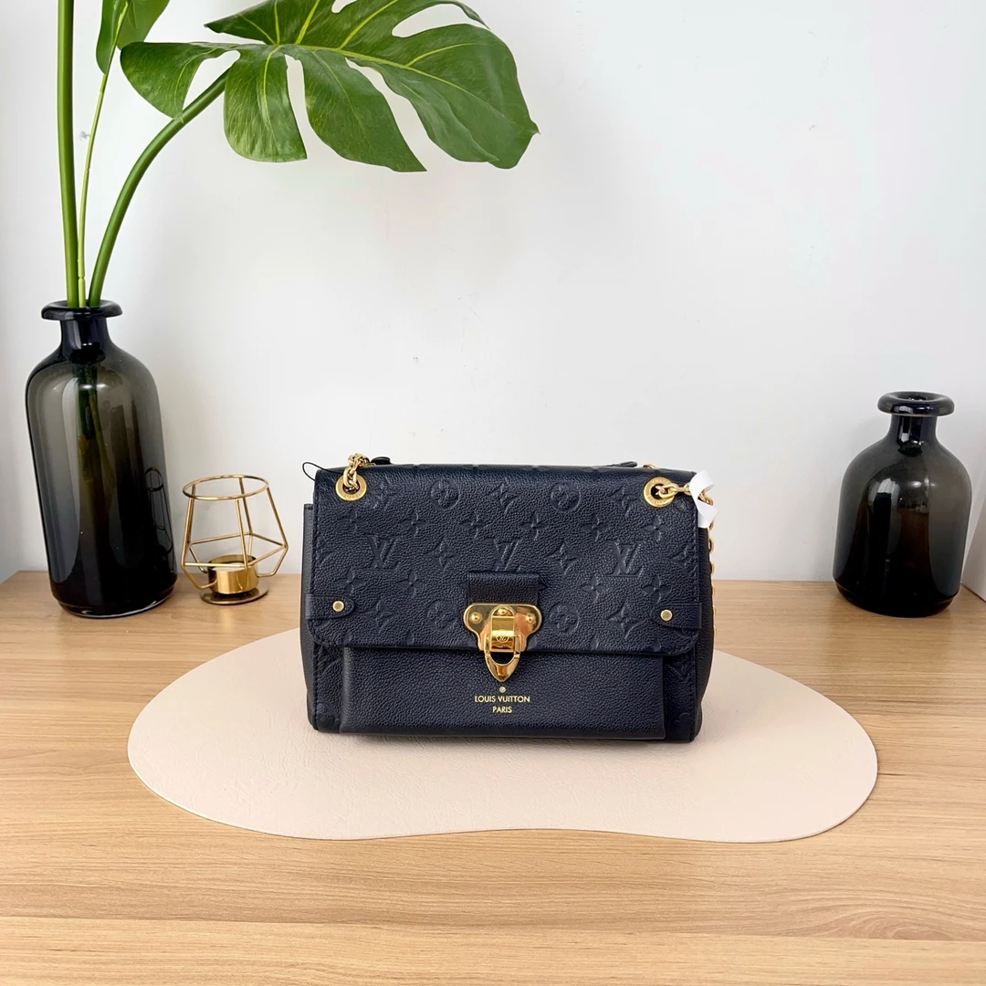 95新 LouisVuitton/路易威登 信封包单肩包/1393