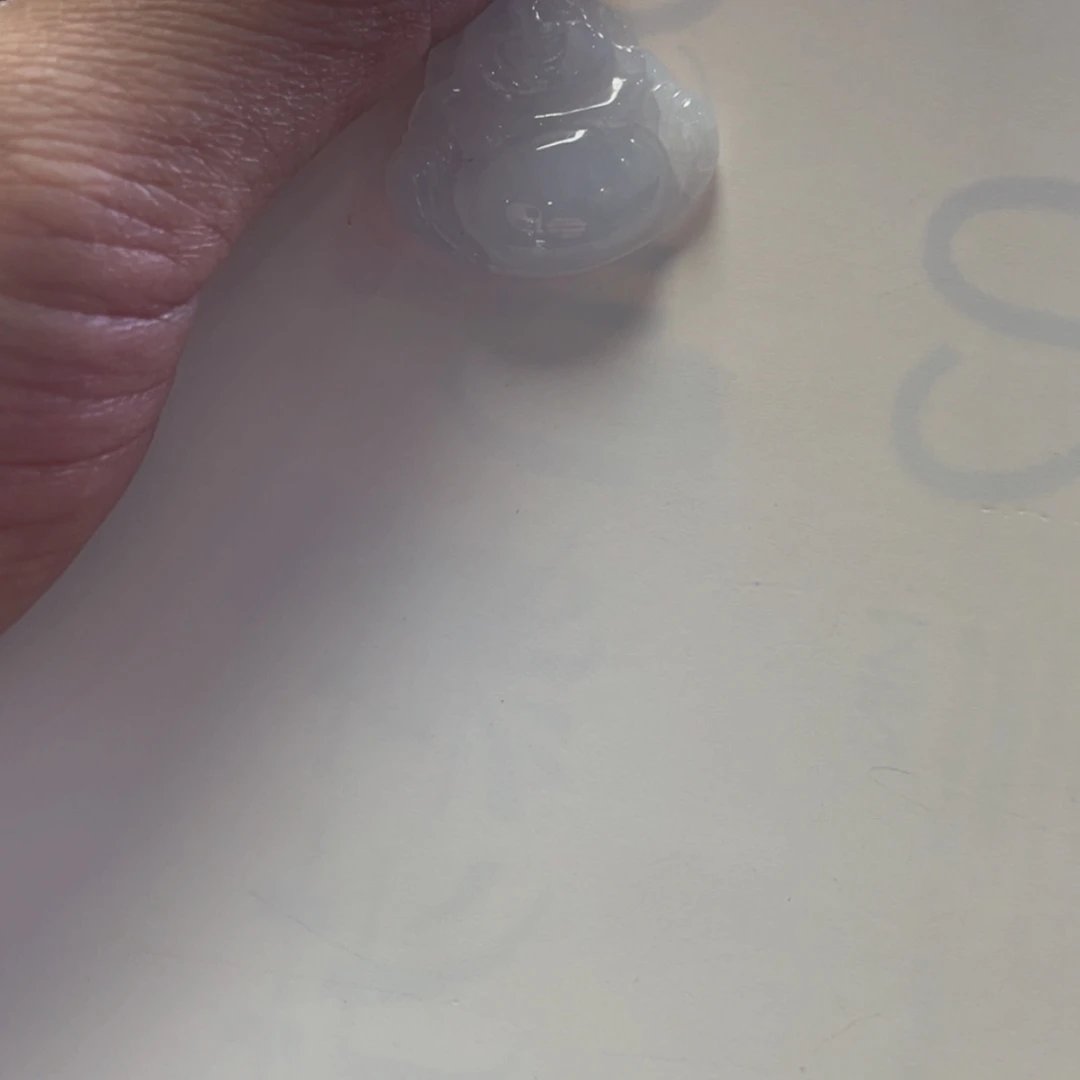 【闪购商品】翡翠颈饰未镶嵌瑕疵冰胶佛公