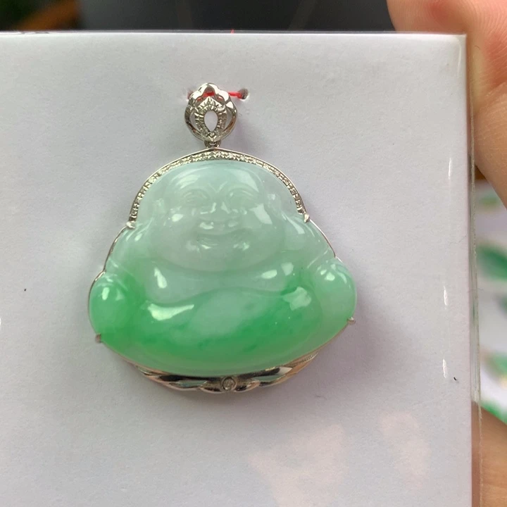 颈饰18K金镶嵌翡翠翡翠吊坠