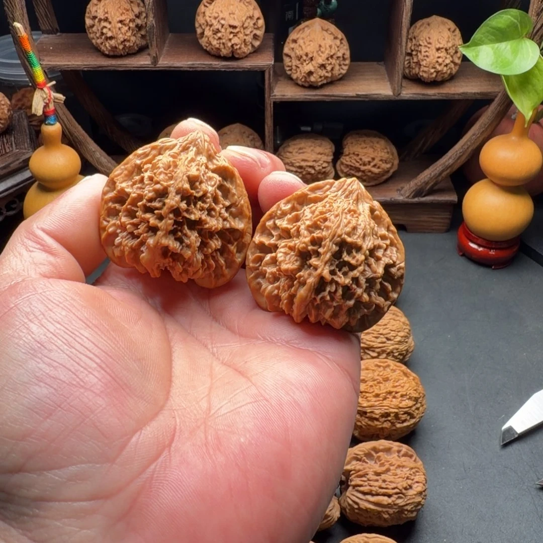 姚***姚把件文玩核桃满天星尺寸46.5