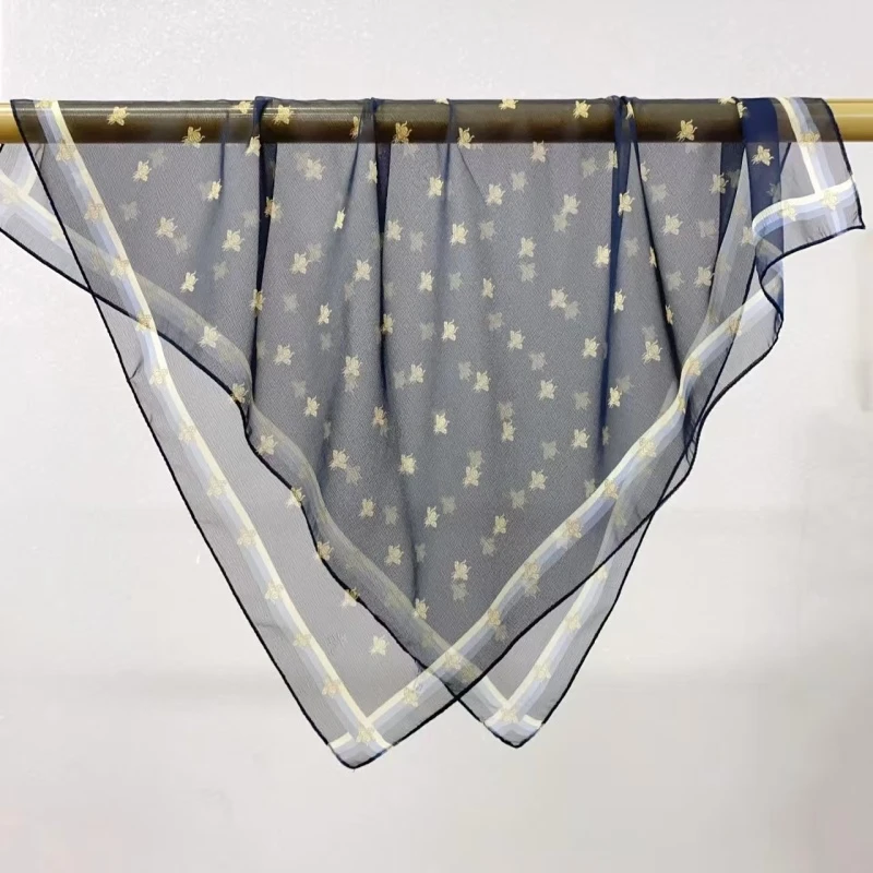 C072【蜂星织梦】秋季新款西丽纱围巾女士披肩65*65