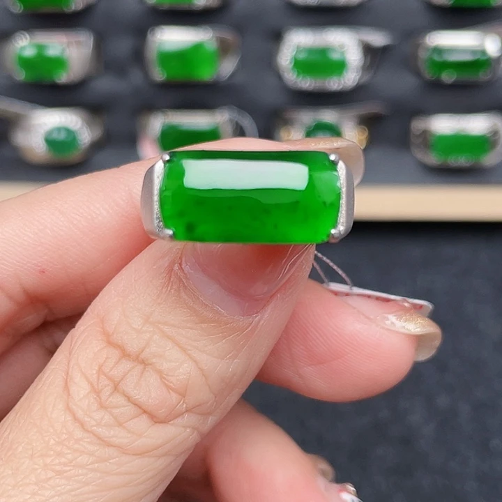 翡翠戒指银S925镶嵌编号3002没有运费险