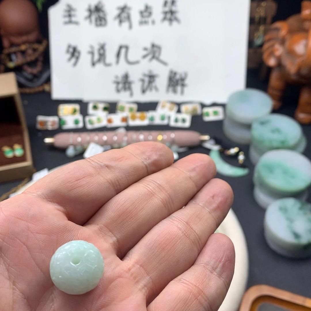 颈饰未镶嵌翡翠111111