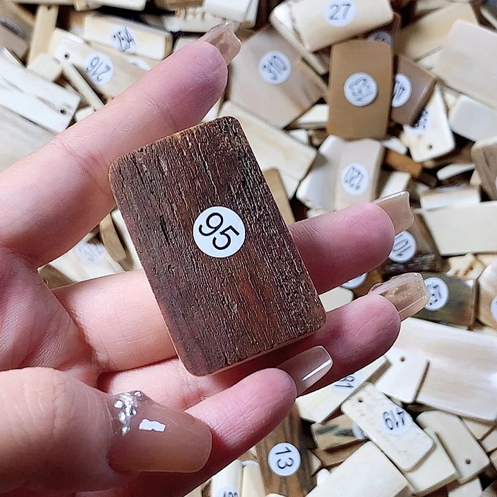 源***品泥塑不打孔联系后台95