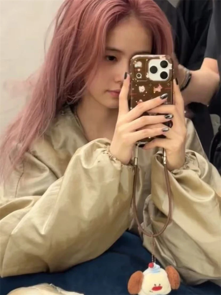 白鹿同款棕底星星狗狗集合适用iPhone17pro手机壳苹果16pro手绳15