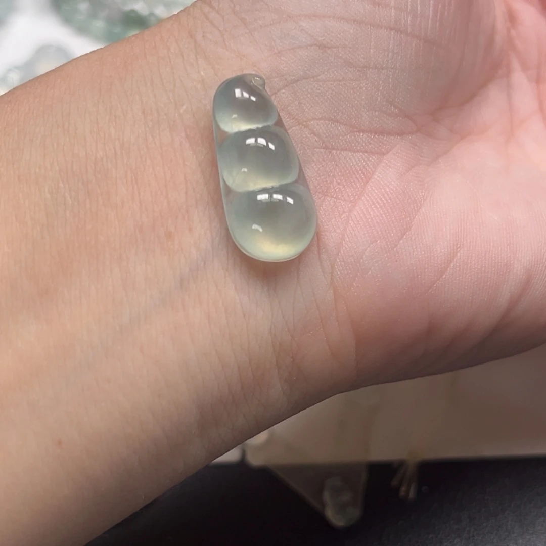 翡翠裸石缅甸翡翠