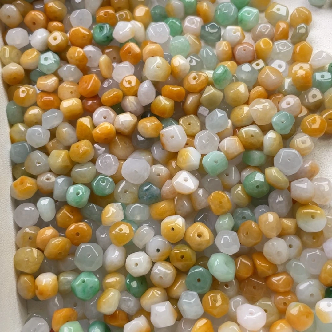 颈饰未镶嵌翡翠5元一颗