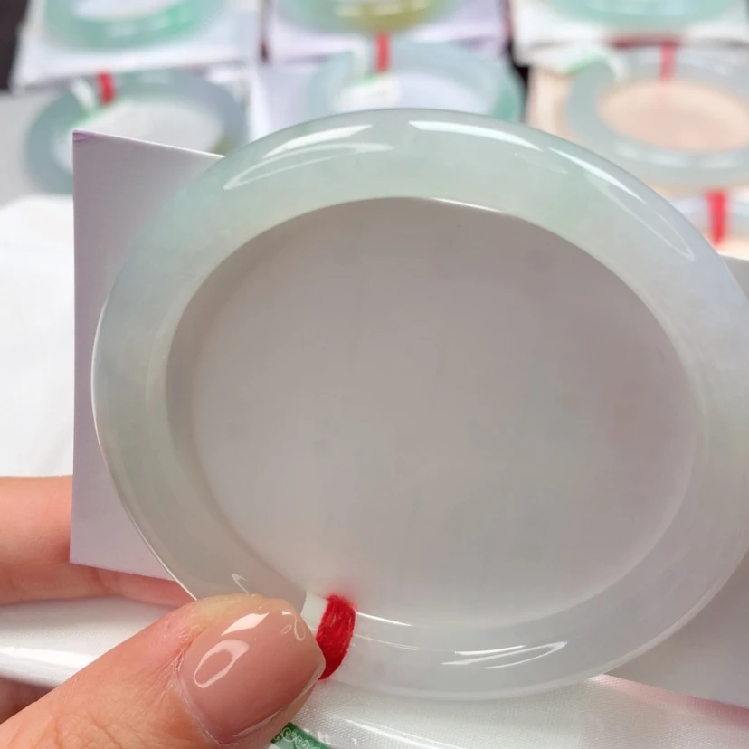 【闪购商品】翡翠手镯未镶嵌天然翡翠手镯