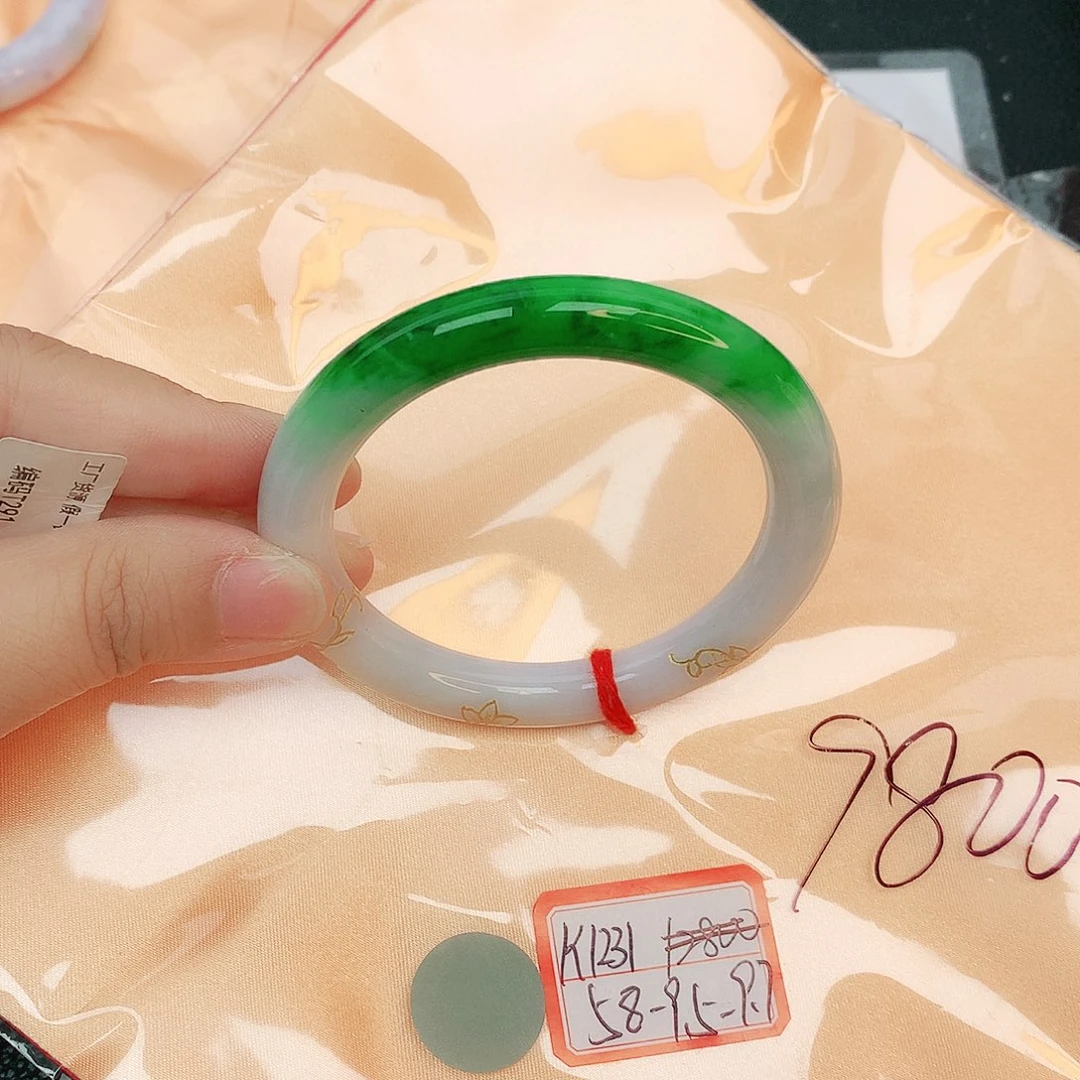 翡翠手镯未镶嵌缅甸翡翠