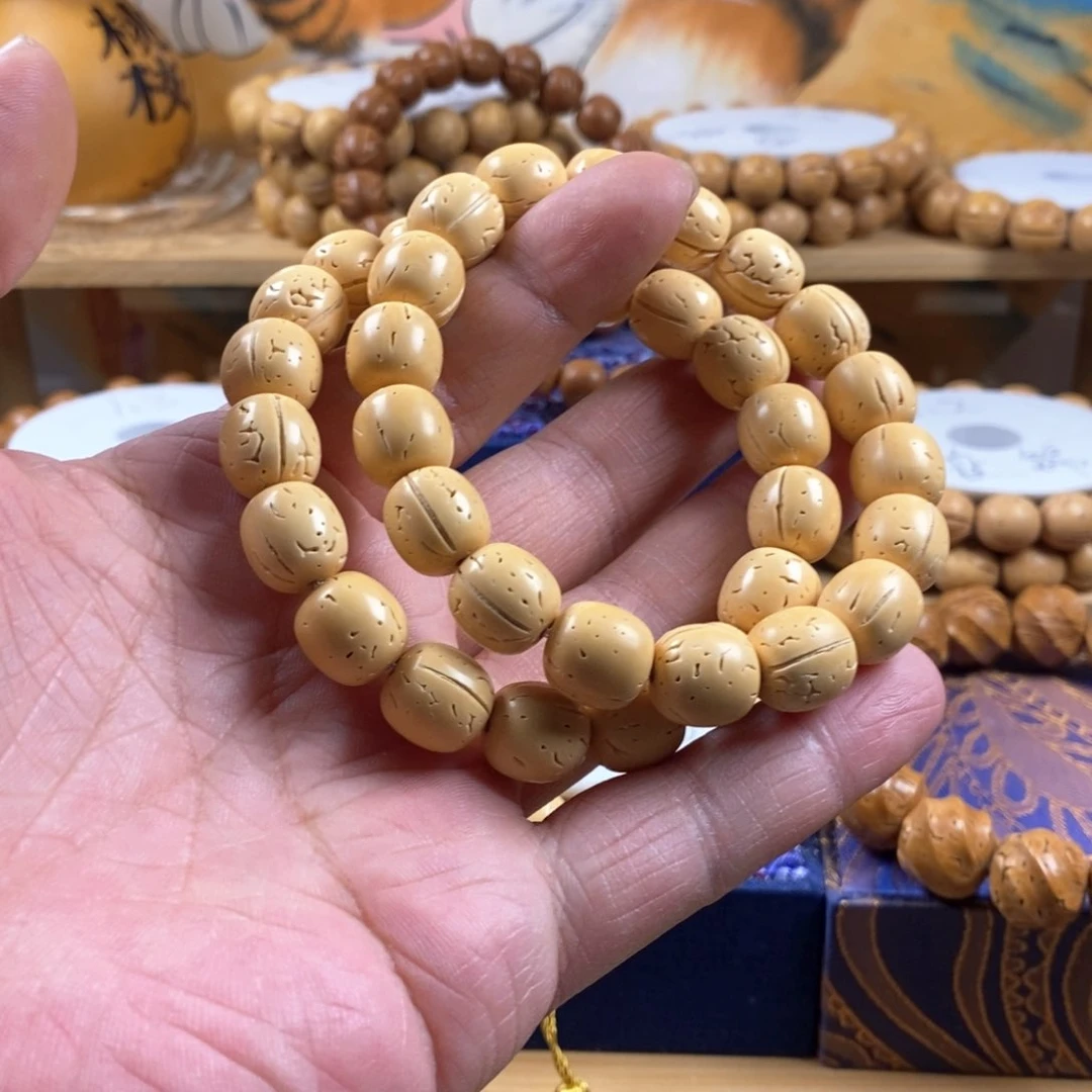 桃核手串?****?盘锦奶油核老型光珠