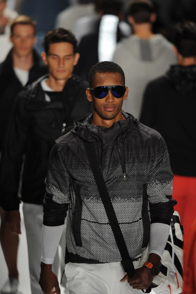 25S8848 自由女神直喷男士纯棉短袖