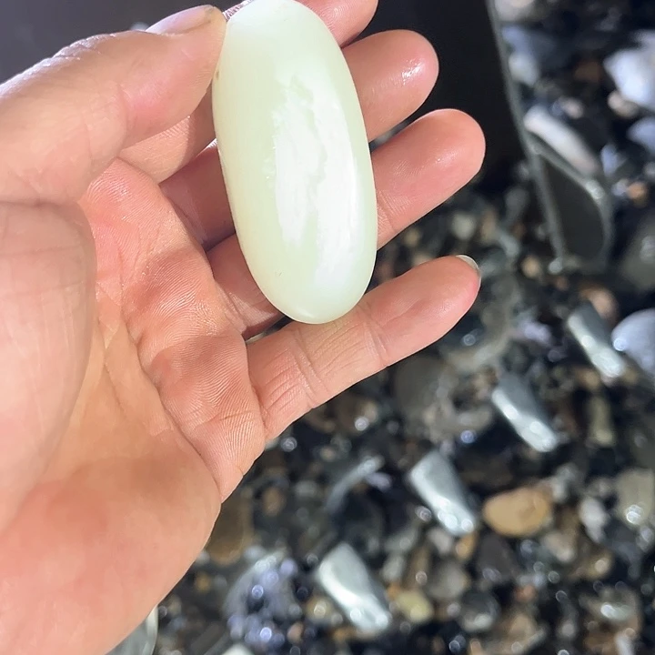 未镶嵌和田玉（糖玉）珠宝奇石