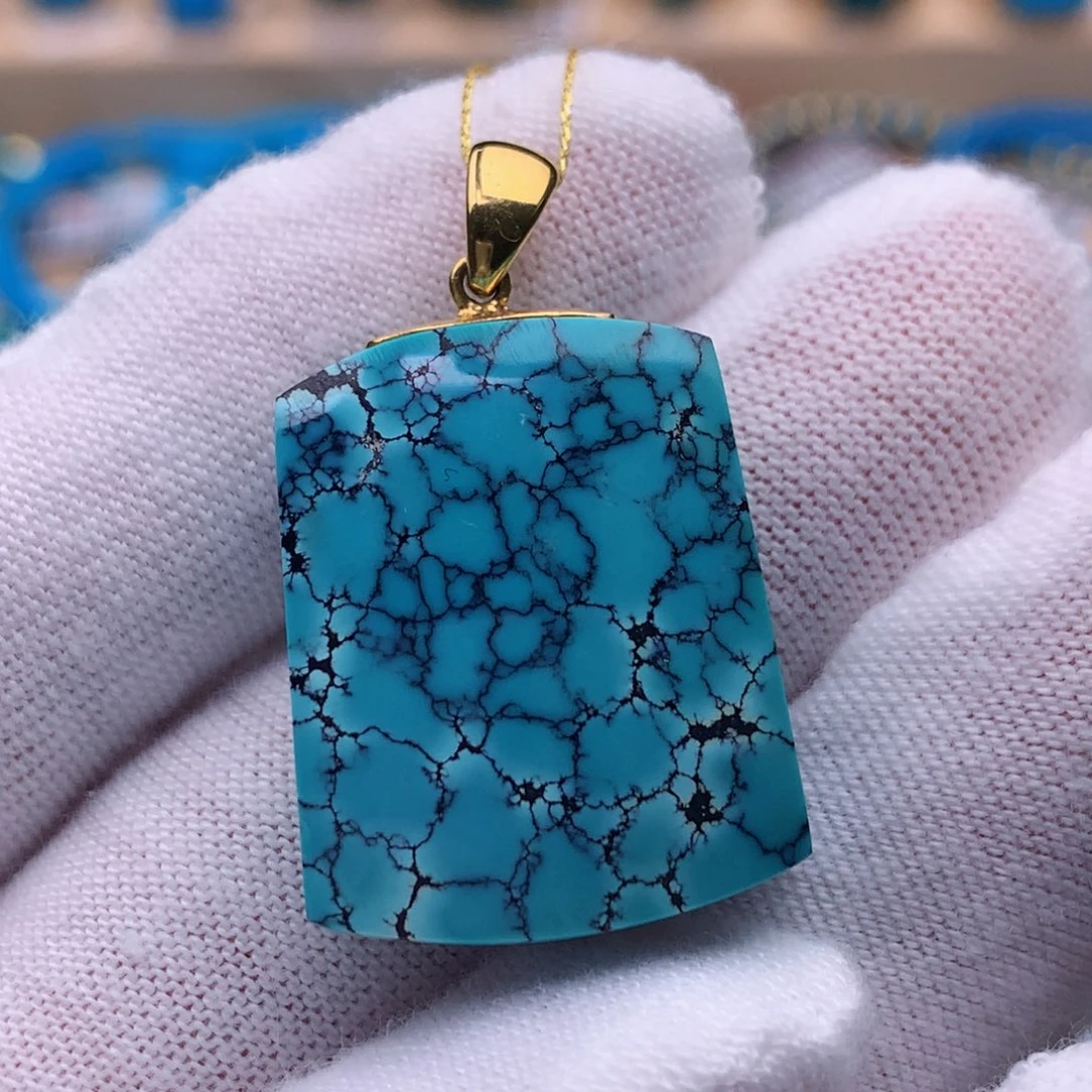 绿松石18K金镶嵌珠宝奇石