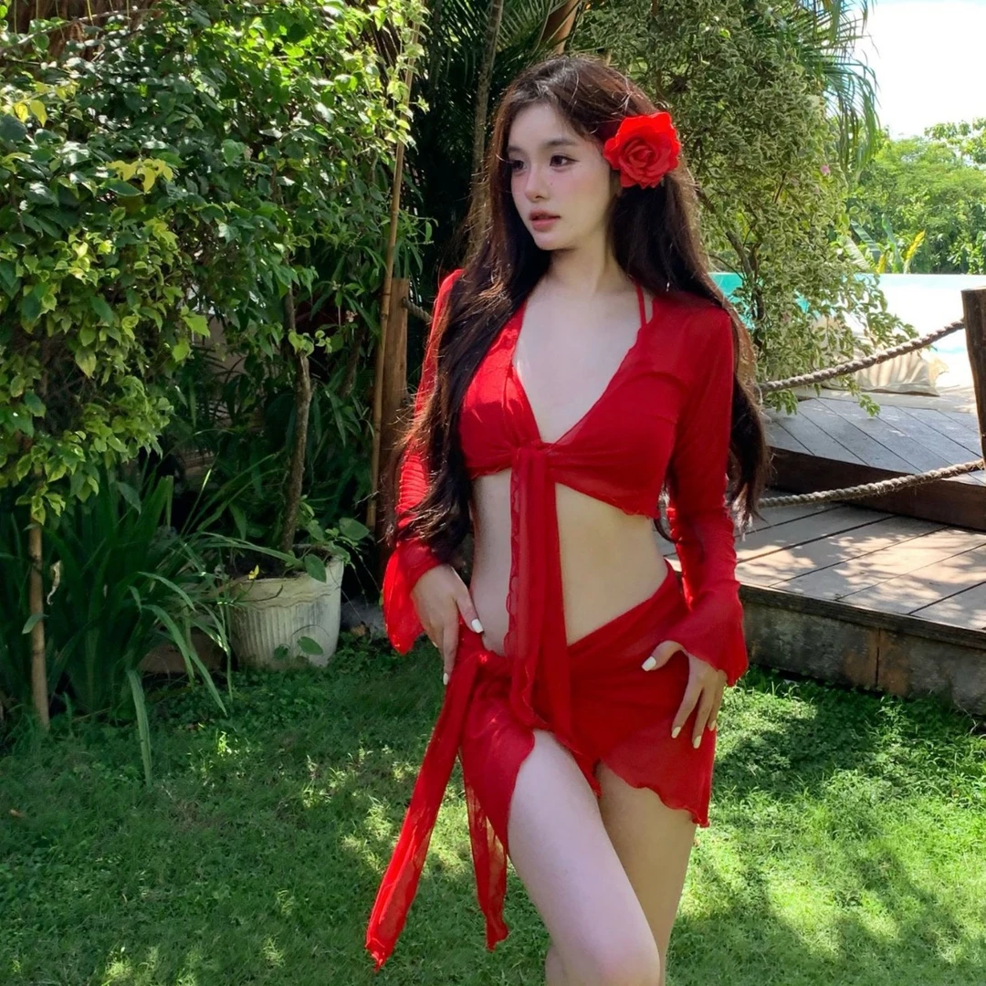 新款性感辣妹比基尼裙式泳衣长袖防晒罩衫纯色显白沙滩温泉泳装女