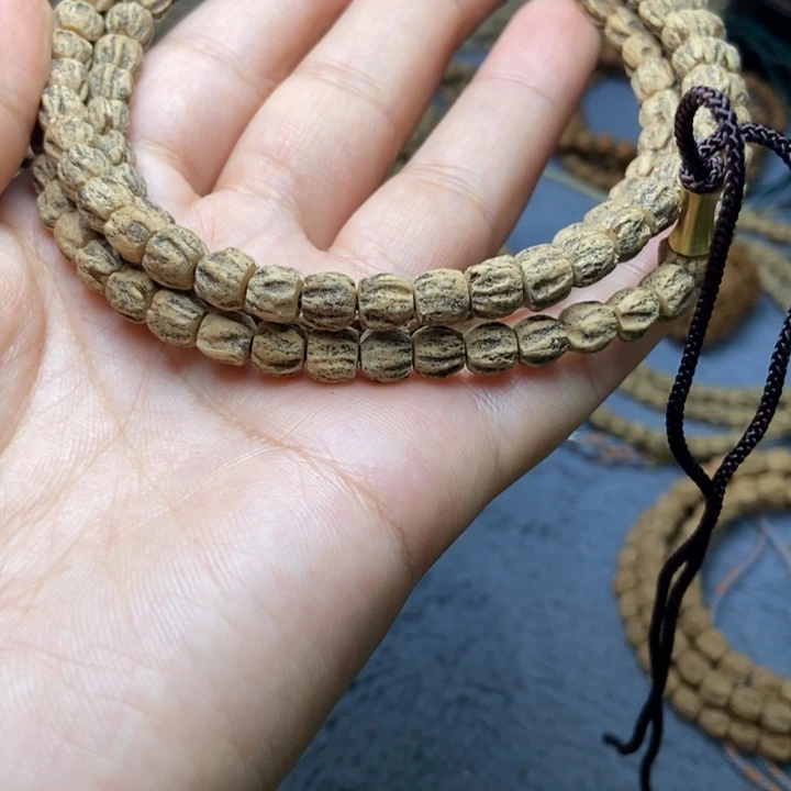【闪购商品】吊坠柏香籽/百香籽