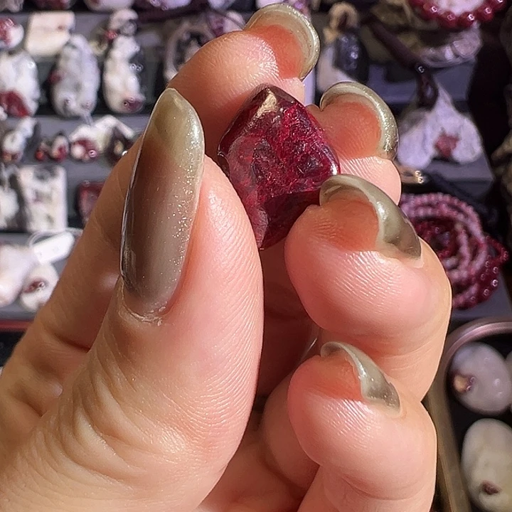 天然辰砂贵州天然万山原石