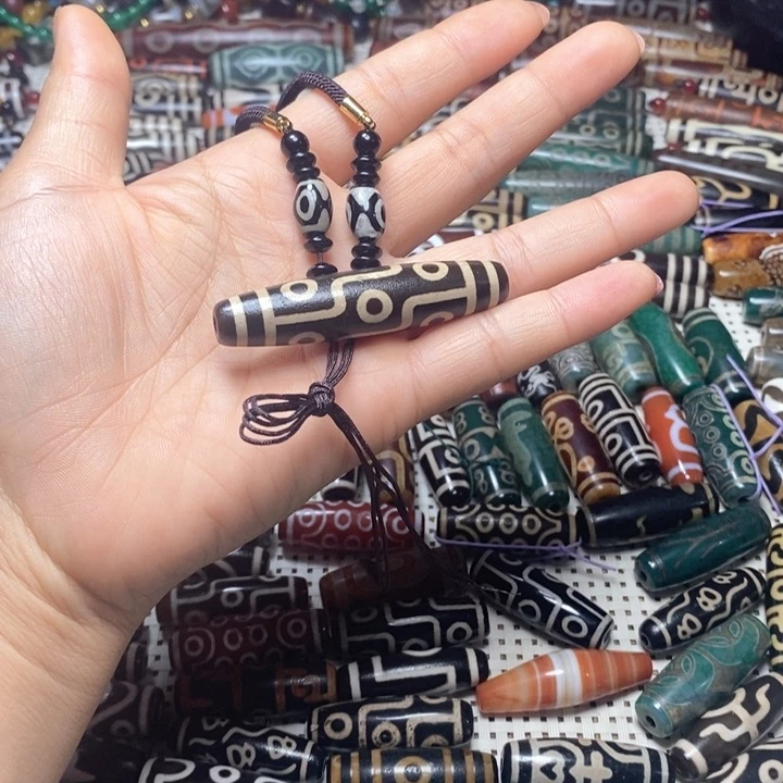 你***年玛瑙/玉髓项圈未镶嵌