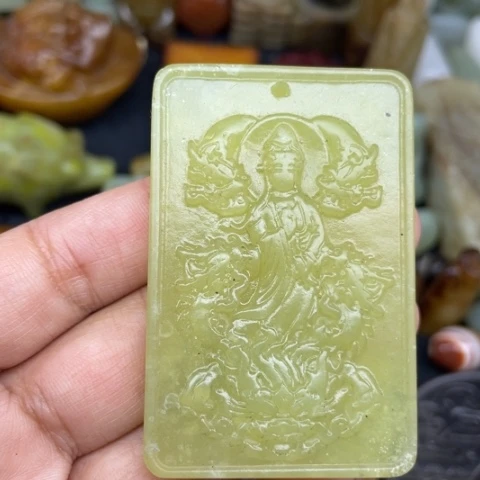 蛇纹石玉未镶嵌颈饰53