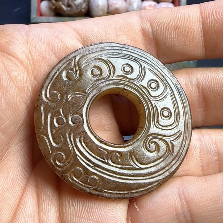 和田玉挂件未镶嵌西**人