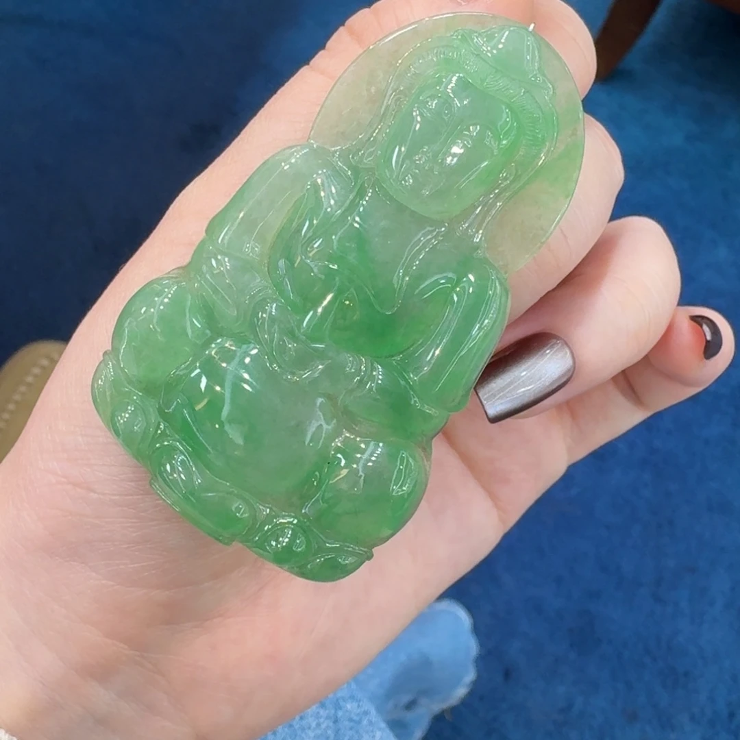 翡翠未镶嵌颈饰满绿观音