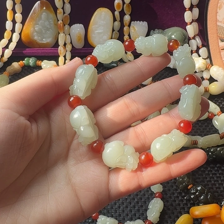 糖****和田玉未镶嵌手链