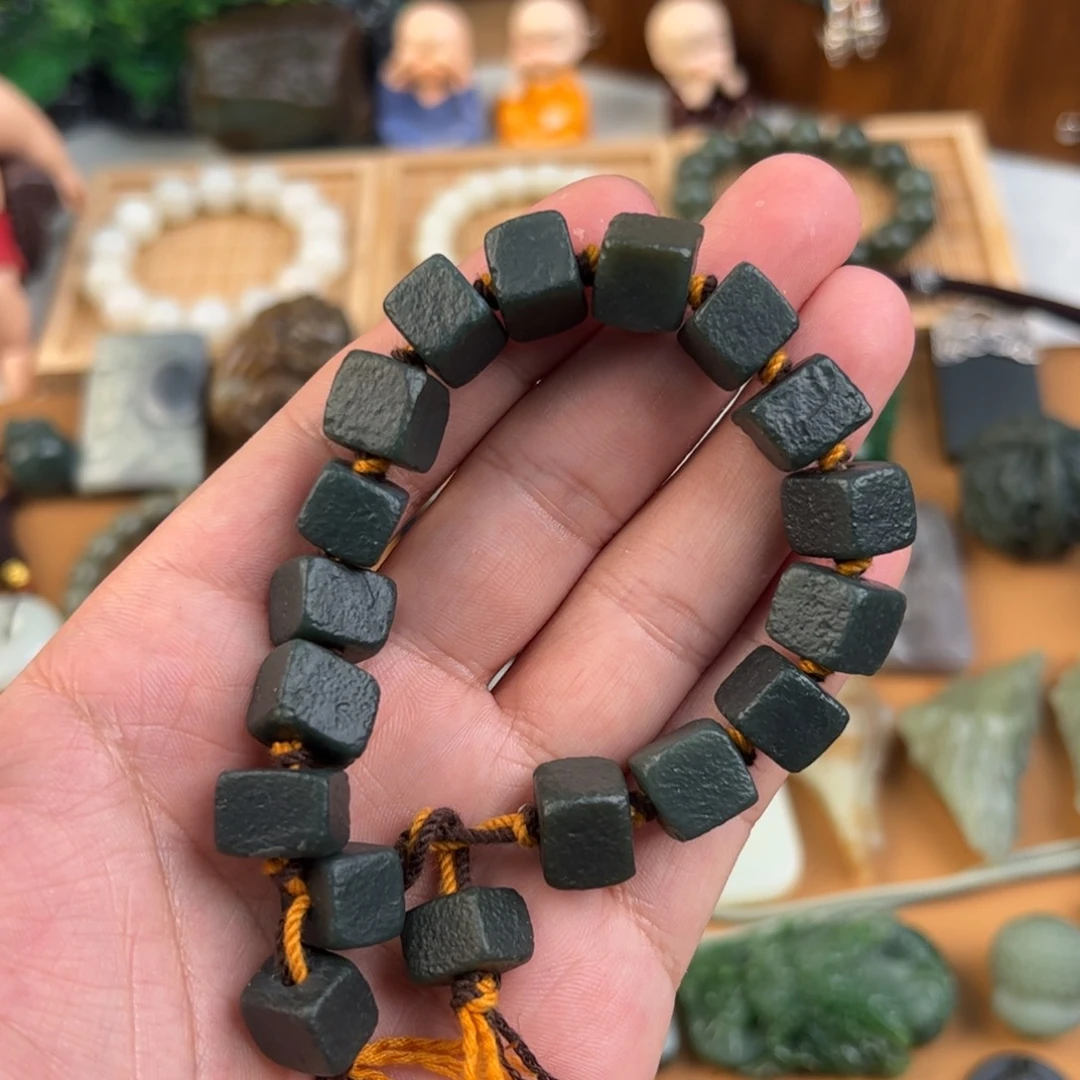 和田玉手链未镶嵌小****子