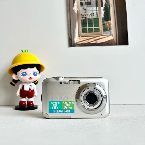 9新 Fujifilm/富士 jv255银色爆款机1600万像素3倍变焦冷白通透