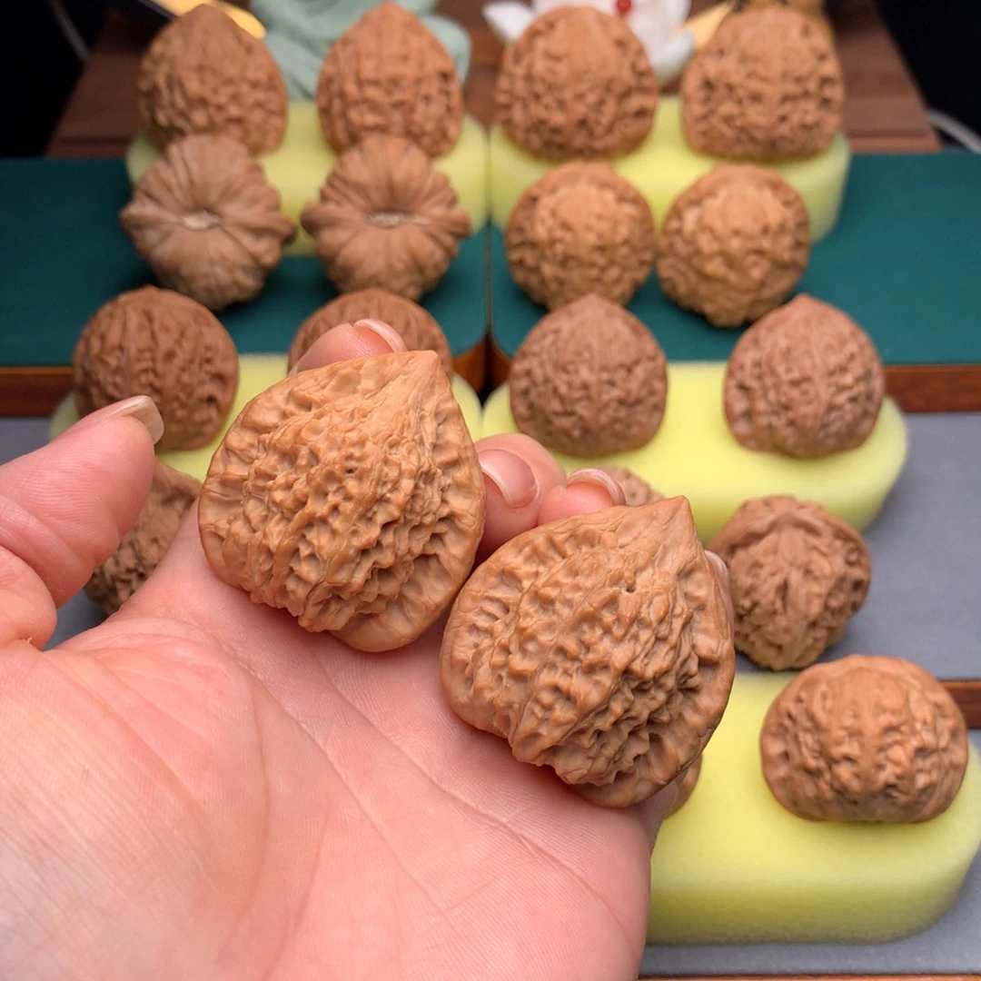 文玩核桃吊坠朱雀39