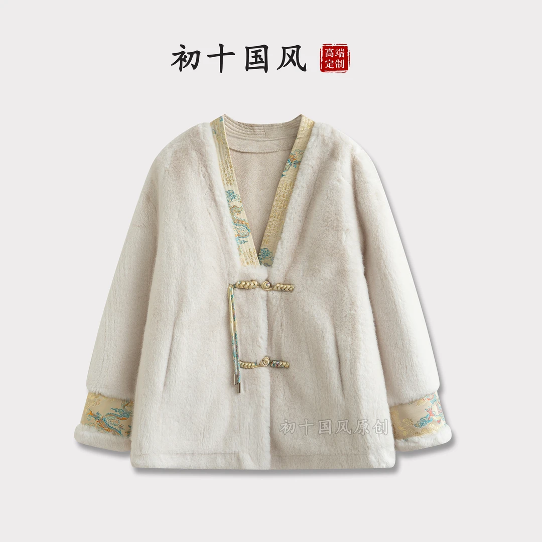 中国风复古盘扣宽松冬季保暖女外套季皮毛一体厚款大衣S028