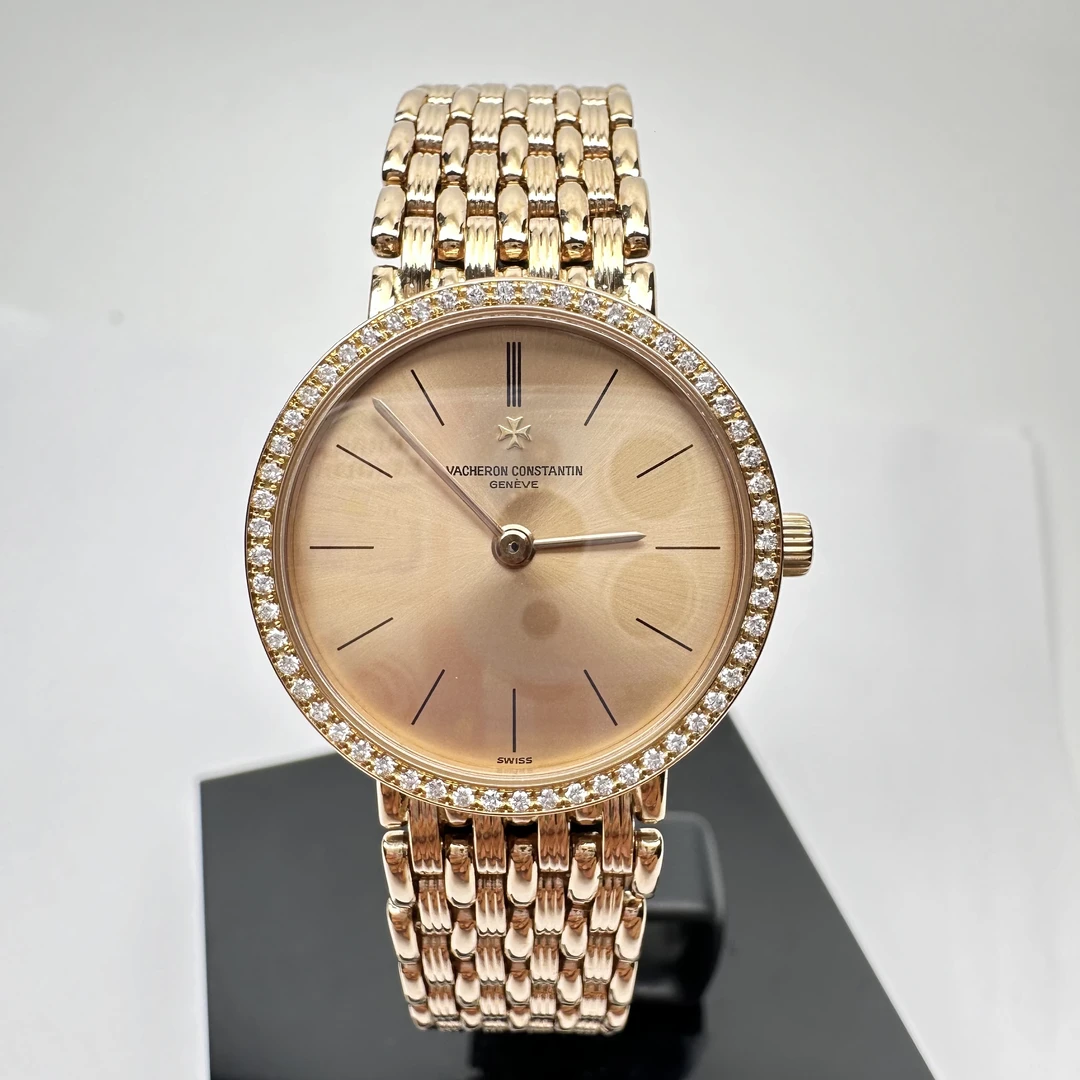 95新 Vacheron Constantin/江诗丹顿 传承系列女表石英23.5mm6703