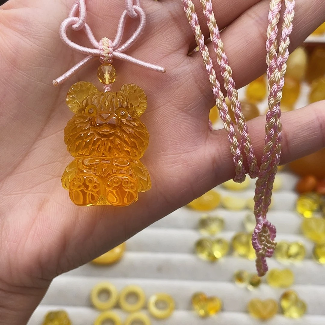 琥珀未镶嵌吊坠(赠链)