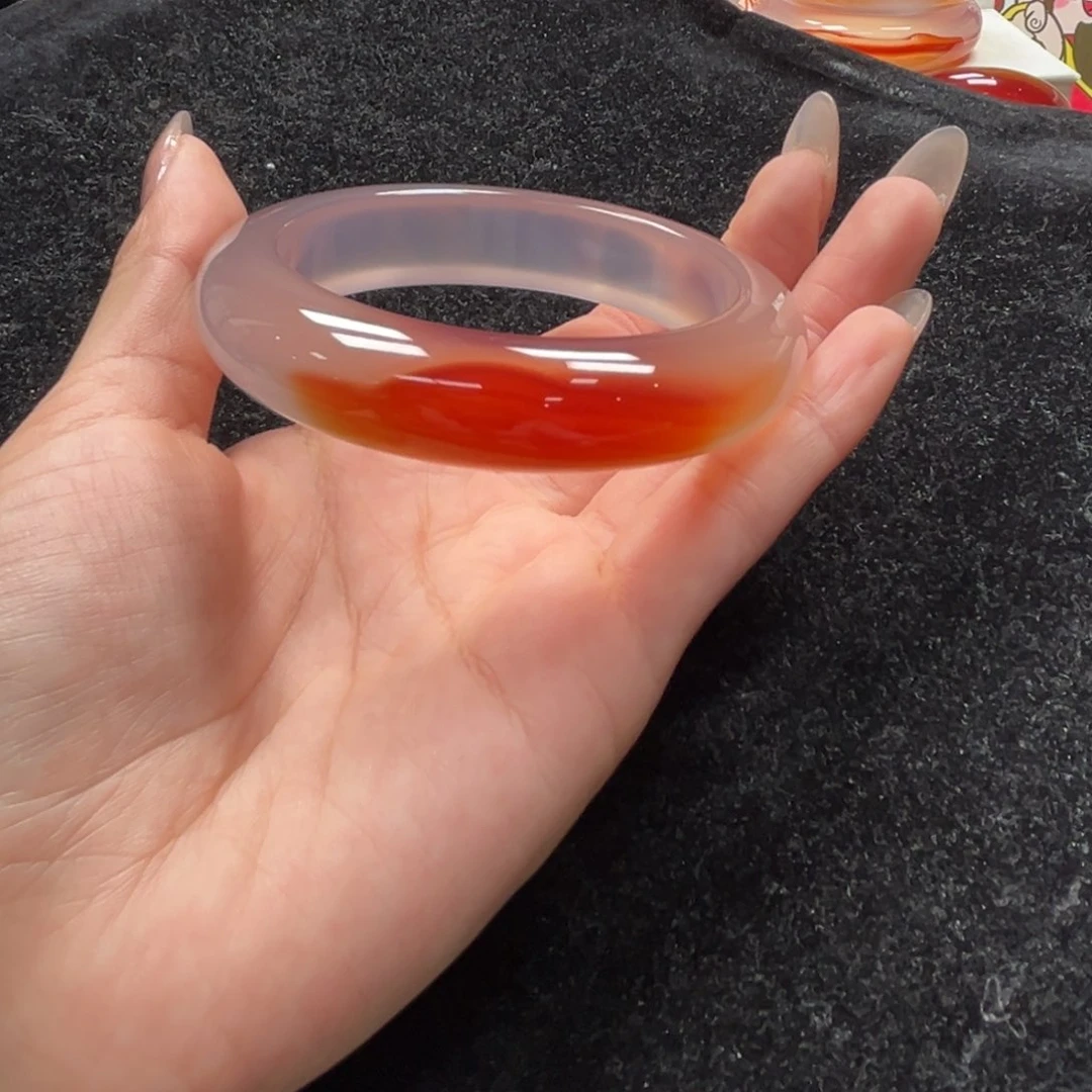 手镯玛瑙/玉髓未镶嵌