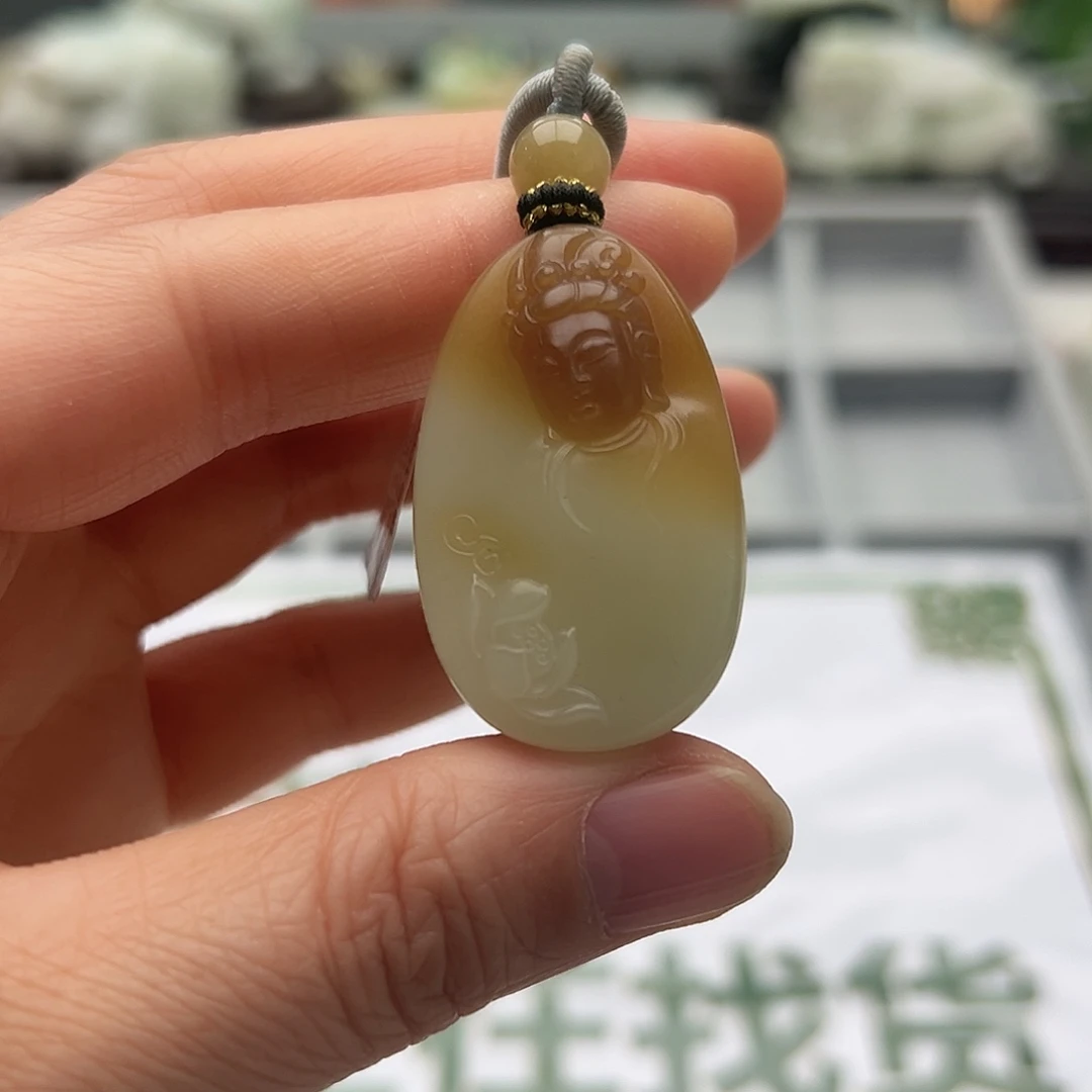 和田玉（糖玉）未镶嵌颈饰