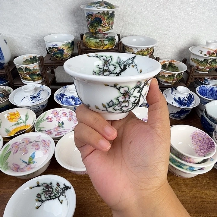 忠意堂釉下彩玉兰花