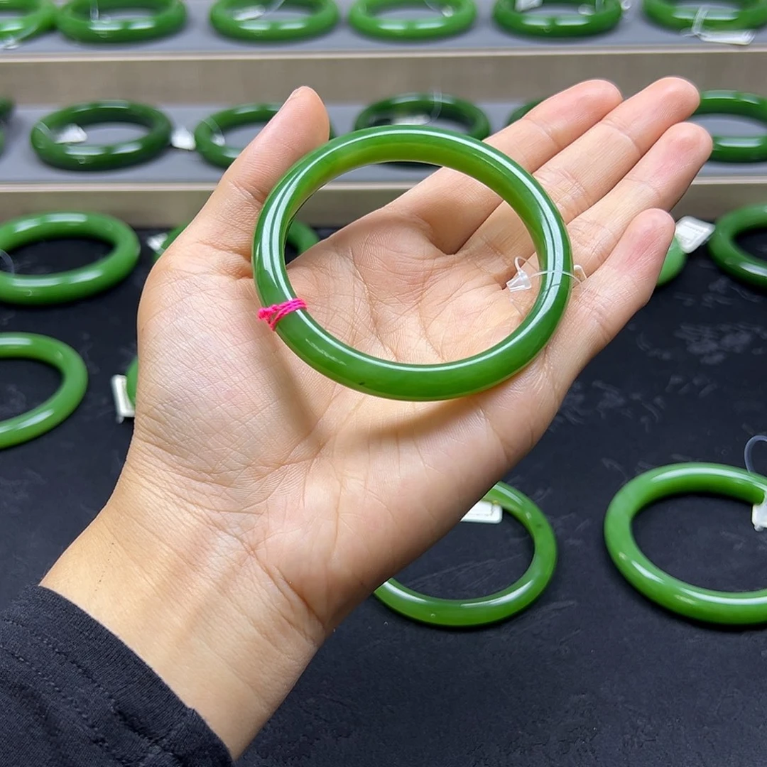 未镶嵌手镯和田玉（碧玉）