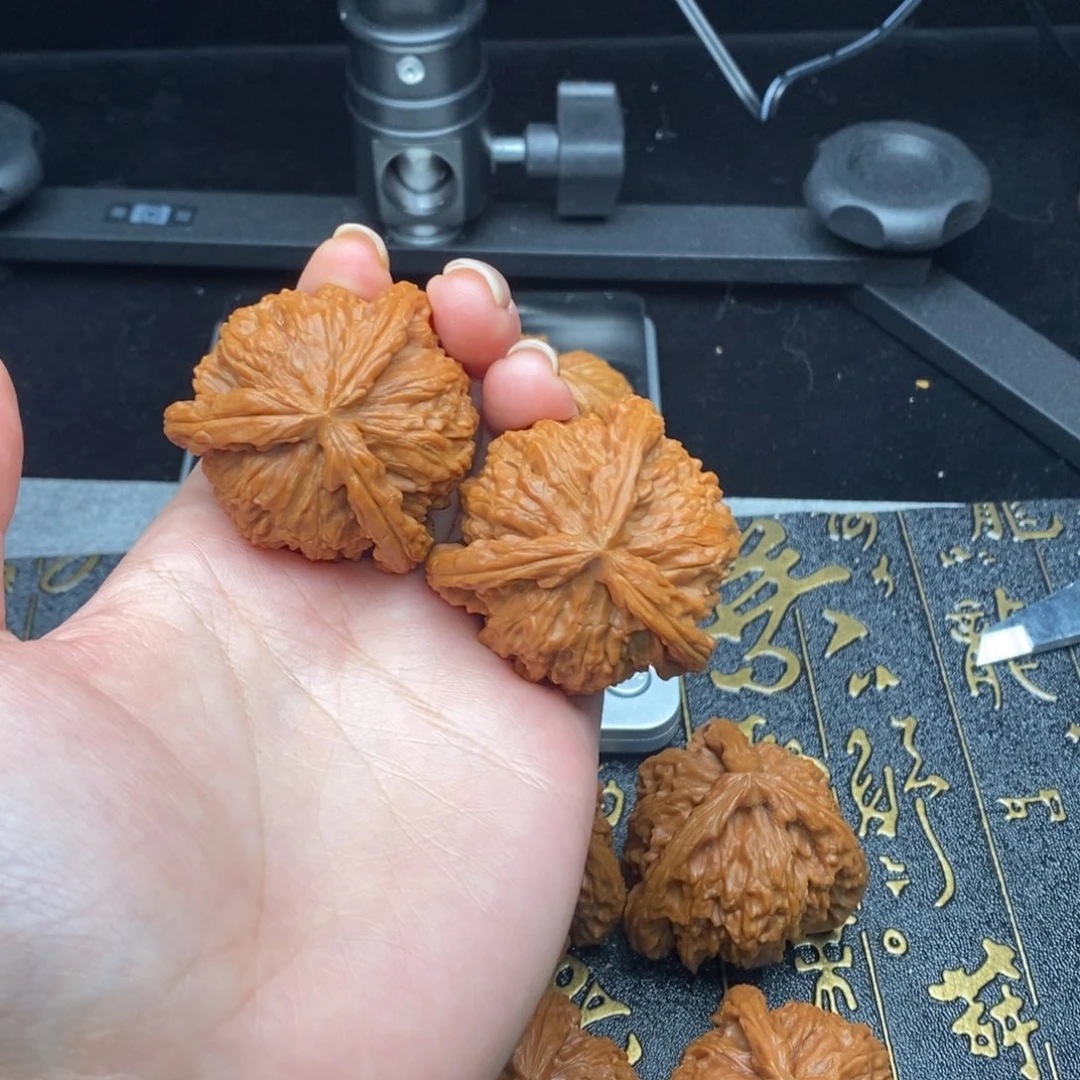 小***型文玩核桃吊坠21111111111