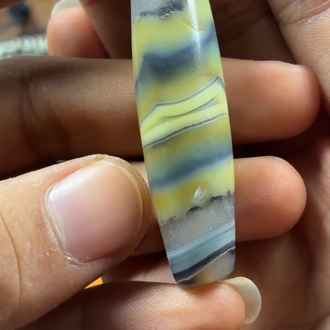 人***路玛瑙/玉髓未镶嵌颈饰