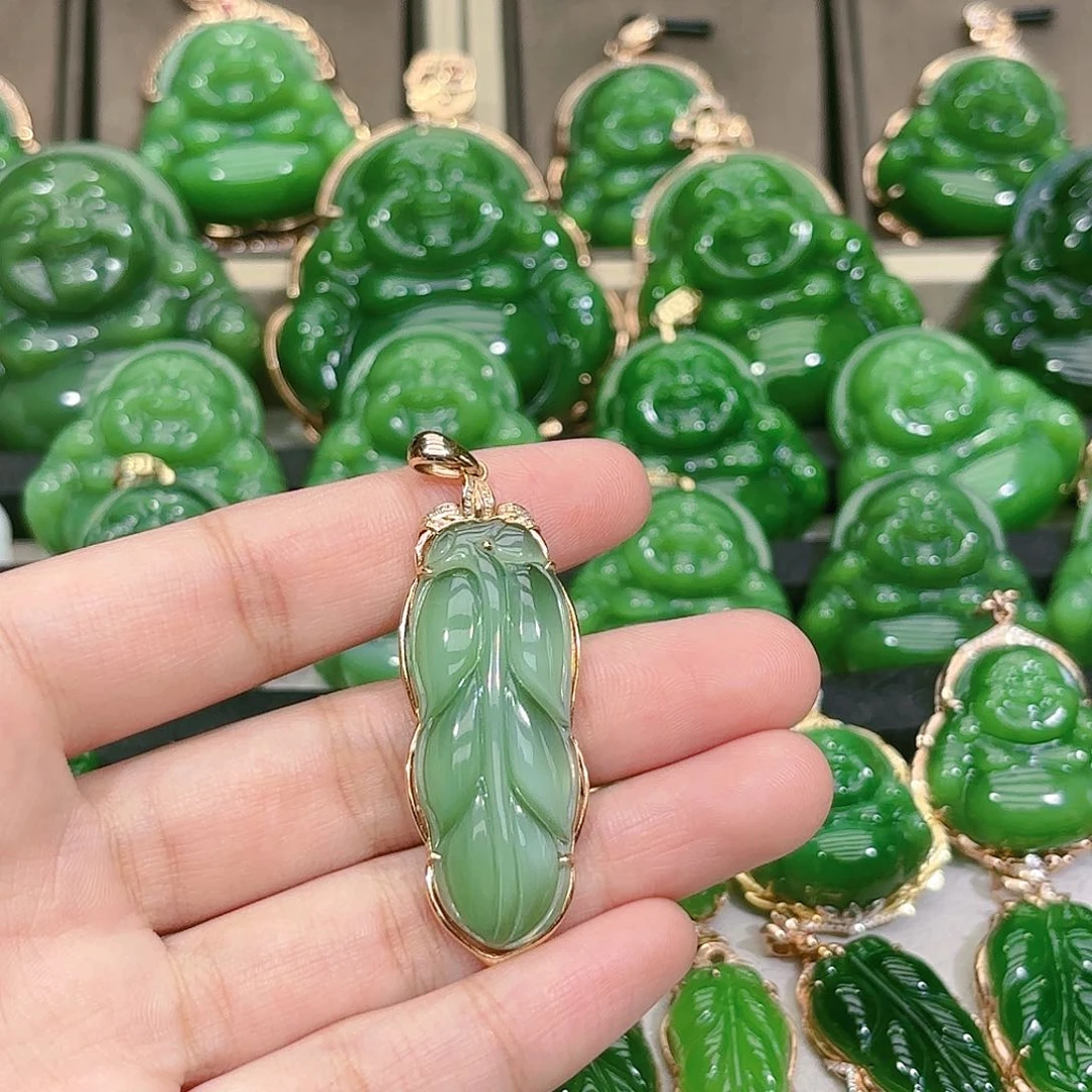 和田玉（碧玉）颈饰18K金镶嵌