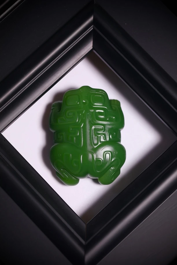 碧玉仿古商哇雕件老坑满绿