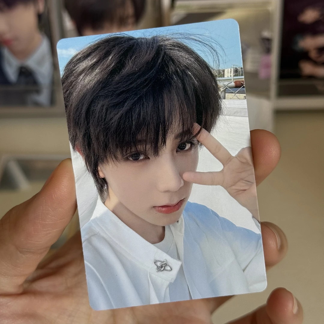 【未绑官周】王橹杰突围卡包SSR 文件夹