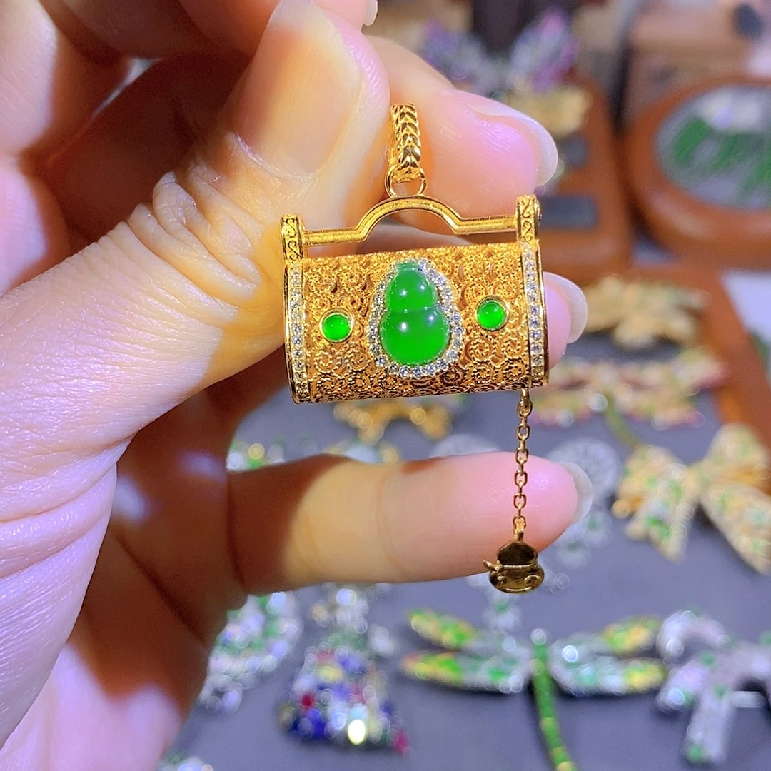 颈饰银S925镶嵌翡翠