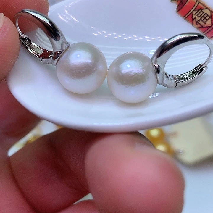 银S925镶嵌耳饰淡水珍珠