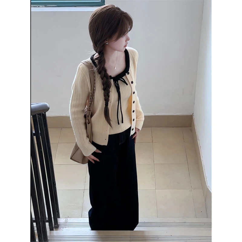 秋季2025新款气质减龄洋气针织上衣两件套直筒宽松休闲垂感阔腿裤