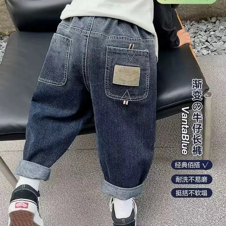 106春款软牛仔屁股标男童牛仔裤