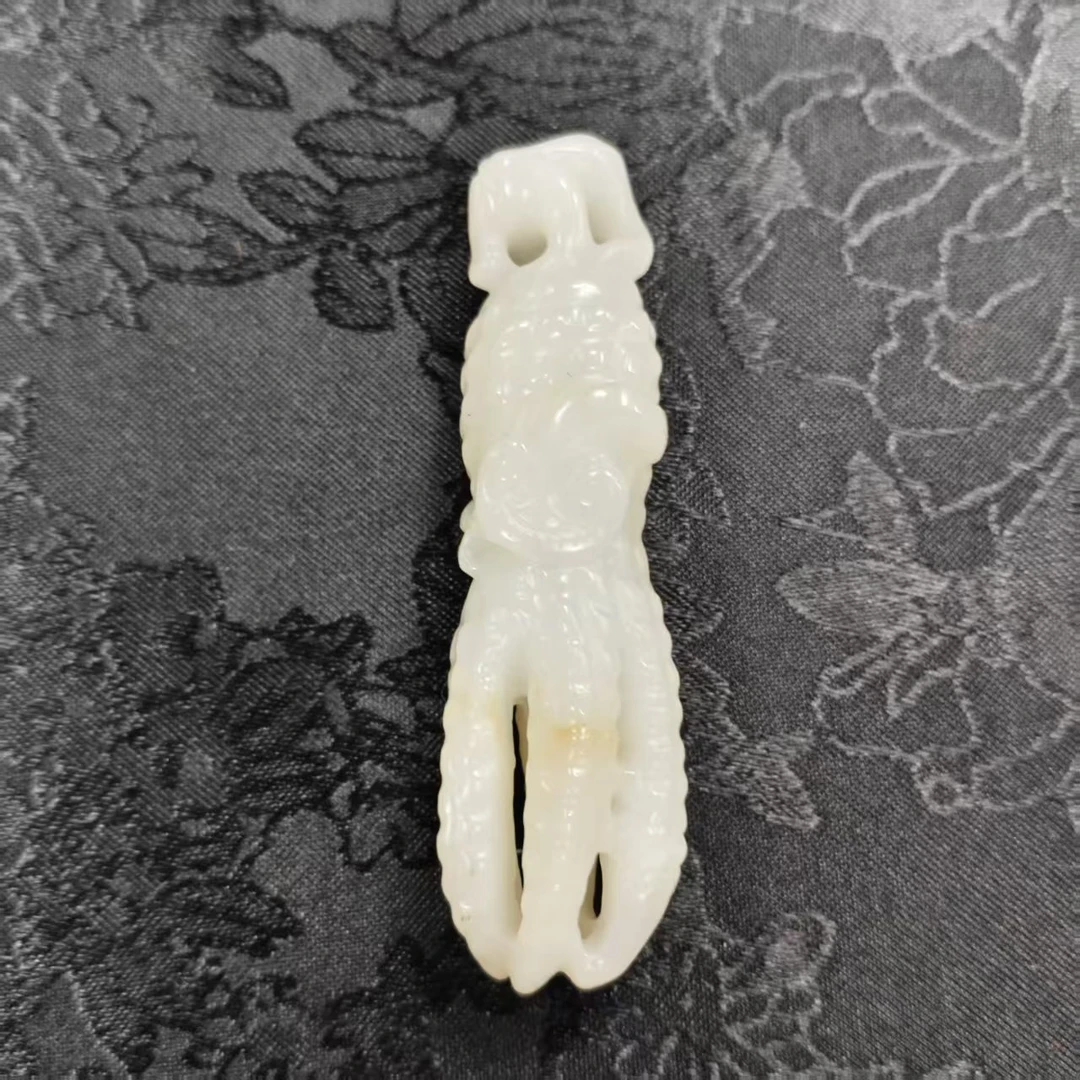 ..《闪购商品》907 精品和田玉白玉佛手