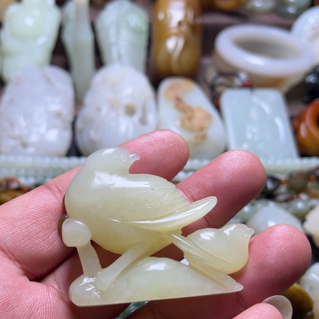 和田玉未镶嵌挂件